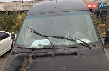 Вантажний фургон Mercedes-Benz Sprinter 2001 в Мукачевому