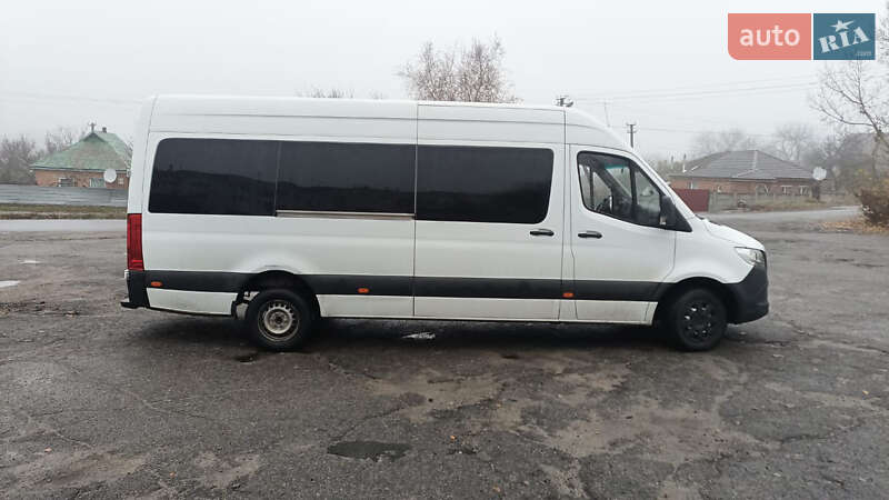Минивэн Mercedes-Benz Sprinter 2019 в Киеве