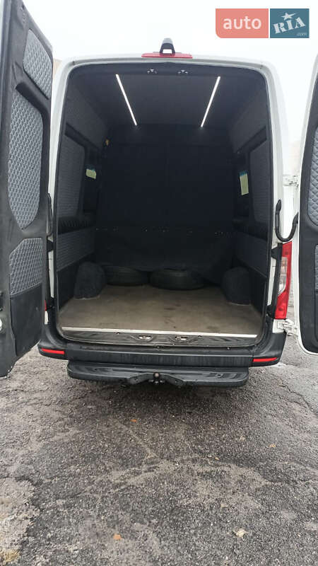 Минивэн Mercedes-Benz Sprinter 2019 в Киеве