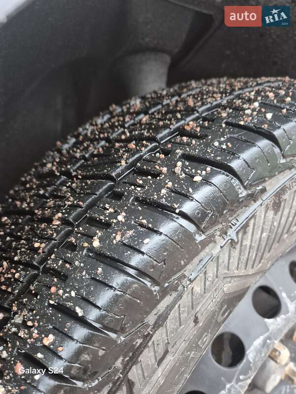 Вантажний фургон Mercedes-Benz Sprinter 2000 в Житомирі