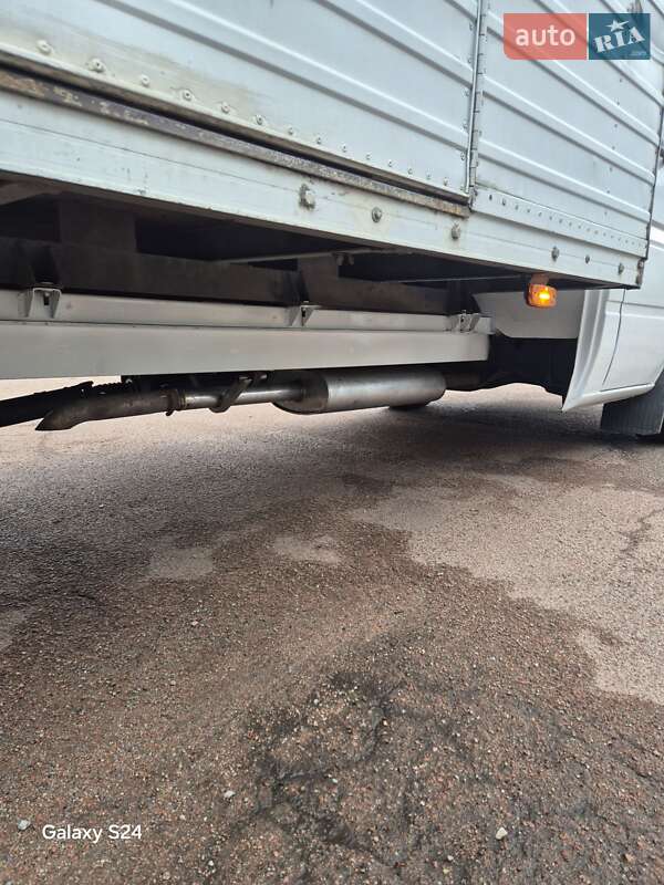 Вантажний фургон Mercedes-Benz Sprinter 2000 в Житомирі