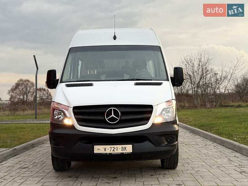 Мінівен Mercedes-Benz Sprinter 2016 в Рівному