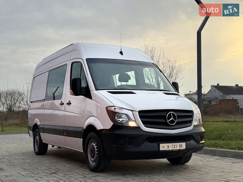 Мінівен Mercedes-Benz Sprinter 2016 в Рівному