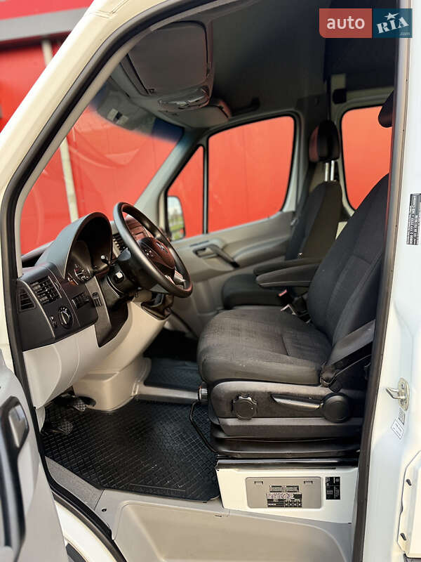 Мінівен Mercedes-Benz Sprinter 2016 в Рівному