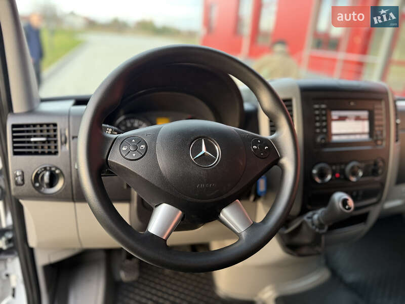 Мінівен Mercedes-Benz Sprinter 2016 в Рівному