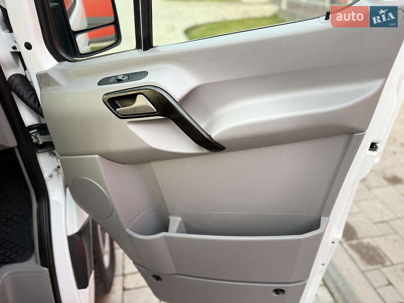 Мінівен Mercedes-Benz Sprinter 2016 в Рівному