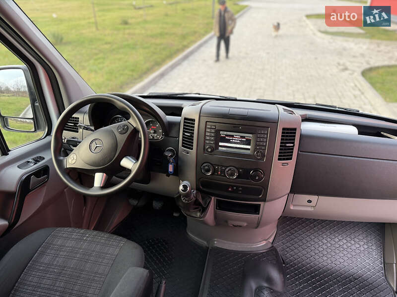 Мінівен Mercedes-Benz Sprinter 2016 в Рівному