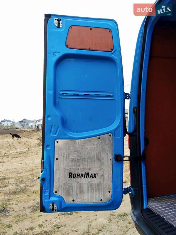 Вантажний фургон Mercedes-Benz Sprinter 2011 в Рівному