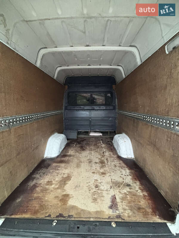 Грузовой фургон Mercedes-Benz Sprinter 2000 в Новояворовске фото 20 Грузовой фургон Mercedes-Benz Sprinter 2000 в Новояворовске