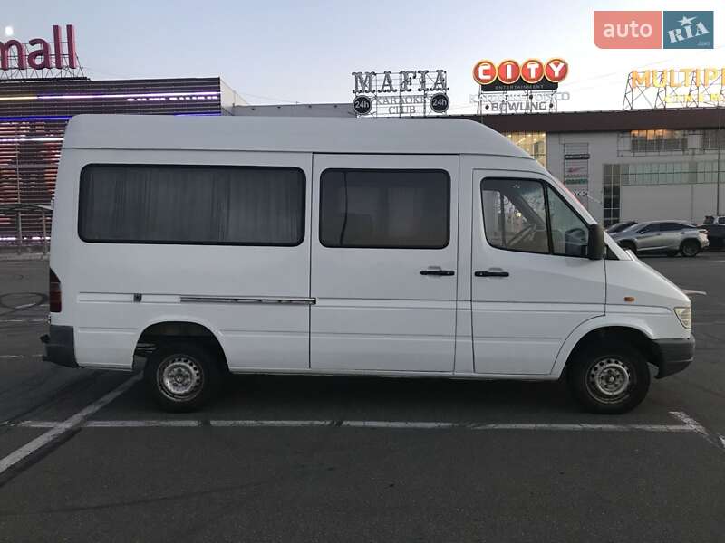 Мікроавтобус Mercedes-Benz Sprinter 1996 в Києві