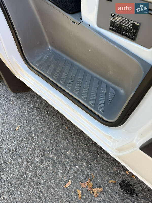 Вантажний фургон Mercedes-Benz Sprinter 2014 в Рівному