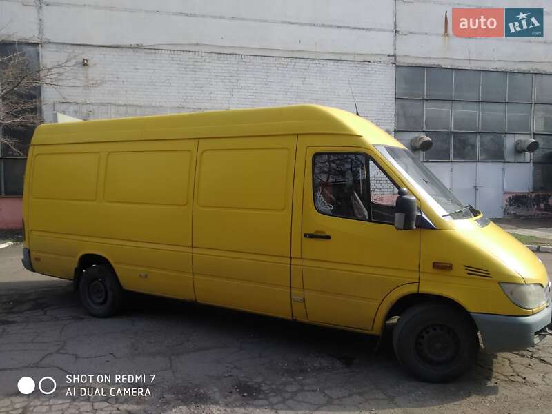 Грузовой фургон Mercedes-Benz Sprinter 2003 в Днепре фото 6 Грузовой фургон Mercedes-Benz Sprinter 2003 в Днепре