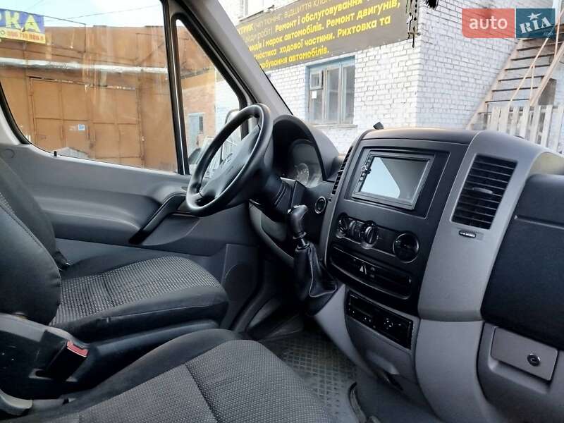 Вантажопасажирський фургон Mercedes-Benz Sprinter 2007 в Хмельницькому фото 5 Вантажопасажирський фургон Mercedes-Benz Sprinter 2007 в Хмельницькому