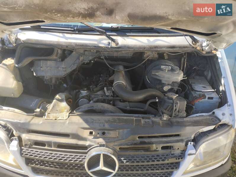 Мінівен Mercedes-Benz Sprinter 2004 в Новояворівську фото 2 Мінівен Mercedes-Benz Sprinter 2004 в Новояворівську