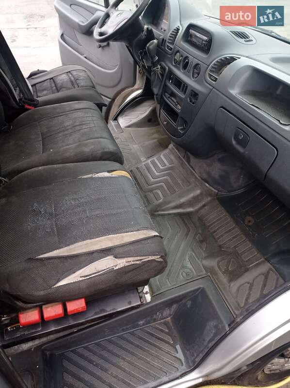 Мінівен Mercedes-Benz Sprinter 2003 в Кам'янець-Подільському фото 15 Мінівен Mercedes-Benz Sprinter 2003 в Кам'янець-Подільському