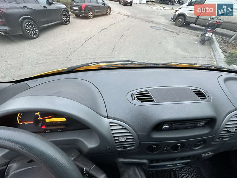 Вантажний фургон Mercedes-Benz Sprinter 2006 в Дніпрі фото 3 Вантажний фургон Mercedes-Benz Sprinter 2006 в Дніпрі