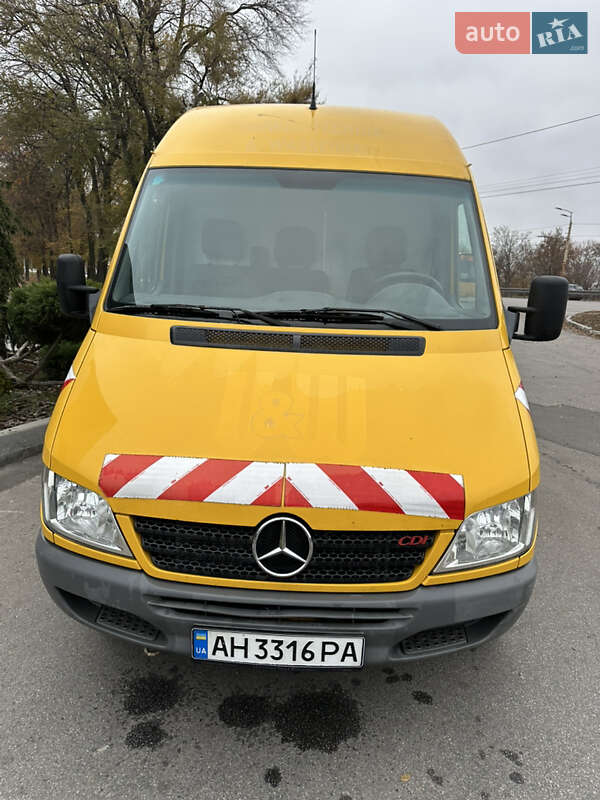 Вантажний фургон Mercedes-Benz Sprinter 2006 в Дніпрі фото 34 Вантажний фургон Mercedes-Benz Sprinter 2006 в Дніпрі