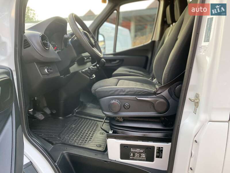 Грузовой фургон Mercedes-Benz Sprinter 2019 в Хусте