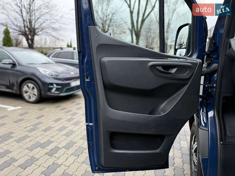 Вантажний фургон Mercedes-Benz Sprinter 2020 в Чернівцях фото 17 Вантажний фургон Mercedes-Benz Sprinter 2020 в Чернівцях