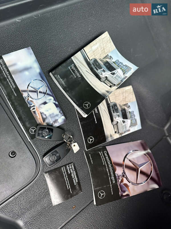 Вантажний фургон Mercedes-Benz Sprinter 2020 в Чернівцях фото 28 Вантажний фургон Mercedes-Benz Sprinter 2020 в Чернівцях