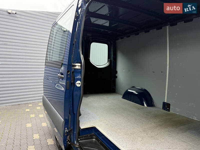 Вантажний фургон Mercedes-Benz Sprinter 2020 в Чернівцях фото 24 Вантажний фургон Mercedes-Benz Sprinter 2020 в Чернівцях