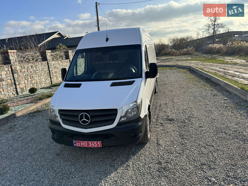 Вантажний фургон Mercedes-Benz Sprinter 2017 в Бердичеві фото 10 Вантажний фургон Mercedes-Benz Sprinter 2017 в Бердичеві