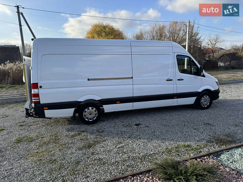 Вантажний фургон Mercedes-Benz Sprinter 2017 в Бердичеві фото 24 Вантажний фургон Mercedes-Benz Sprinter 2017 в Бердичеві