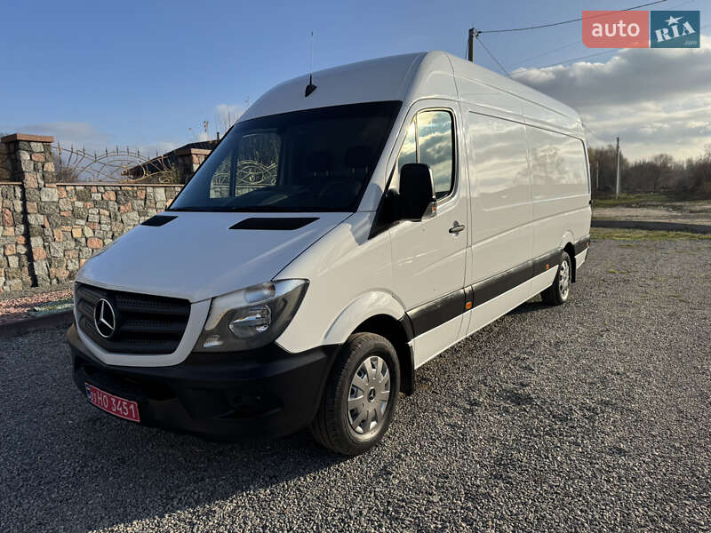 Вантажний фургон Mercedes-Benz Sprinter 2017 в Бердичеві фото 50 Вантажний фургон Mercedes-Benz Sprinter 2017 в Бердичеві