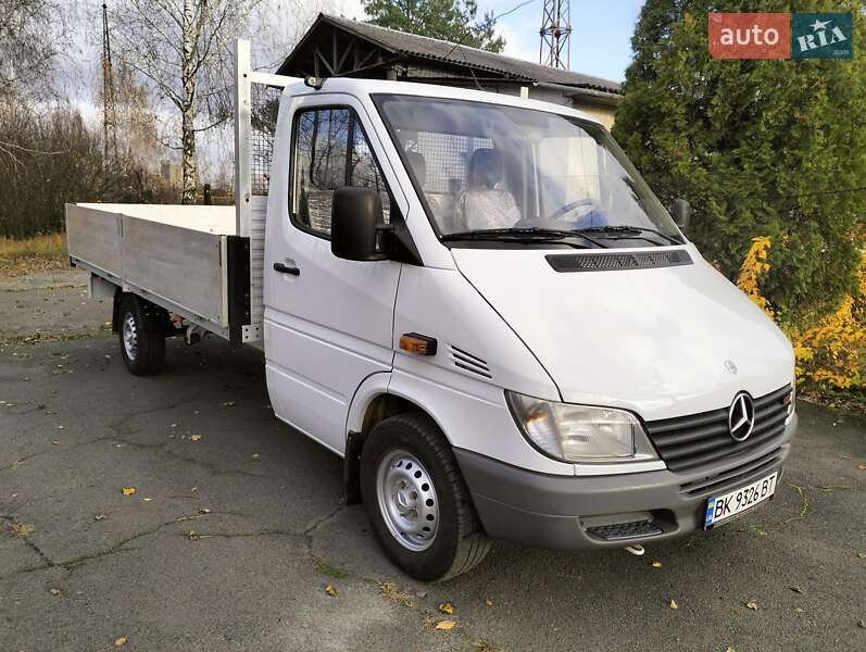 Борт Mercedes-Benz Sprinter 2004 в Ровно