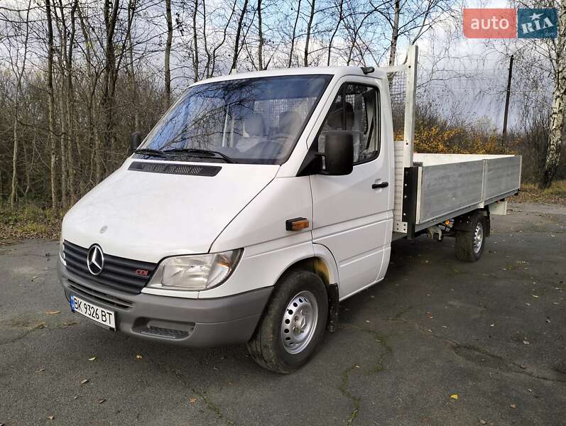 Mercedes-Benz Sprinter 2004
