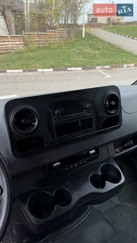 Грузовой фургон Mercedes-Benz Sprinter 2021 в Ровно фото 25 Грузовой фургон Mercedes-Benz Sprinter 2021 в Ровно