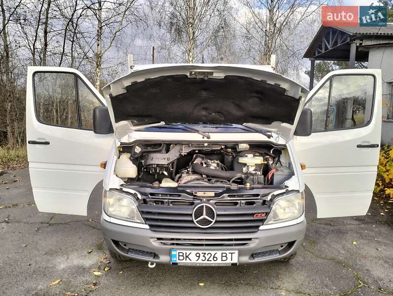 Борт Mercedes-Benz Sprinter 2004 в Ровно