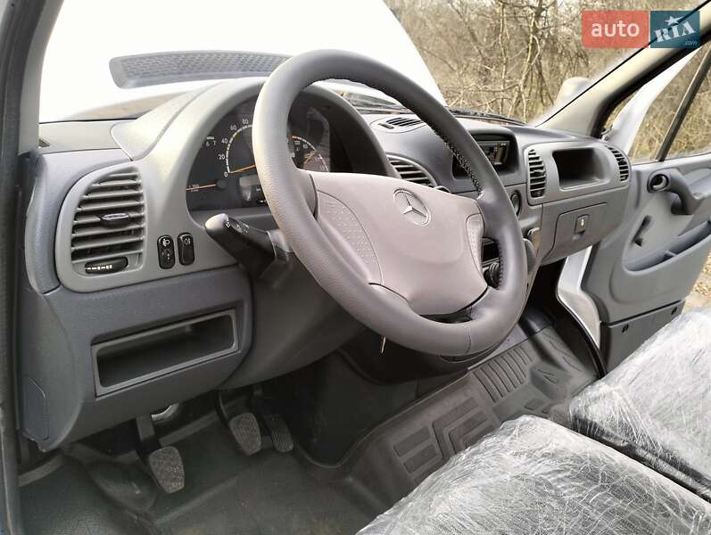 Борт Mercedes-Benz Sprinter 2004 в Ровно
