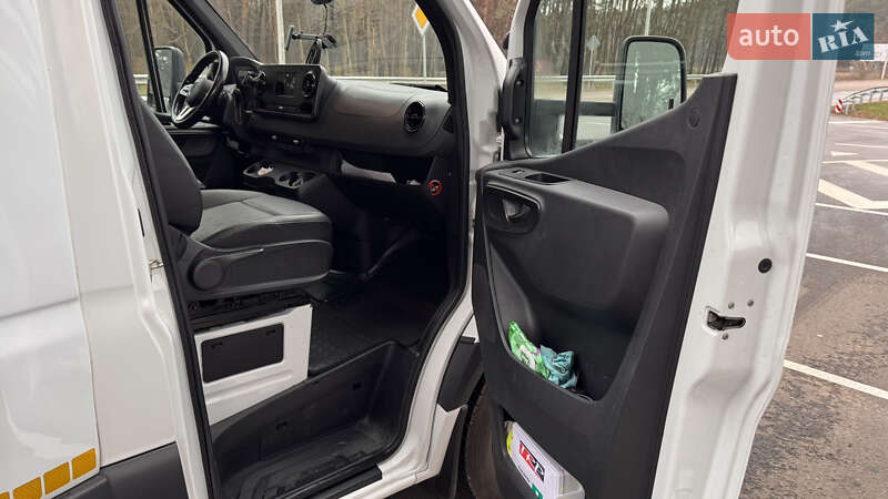 Эвакуатор Mercedes-Benz Sprinter 2019 в Дубно