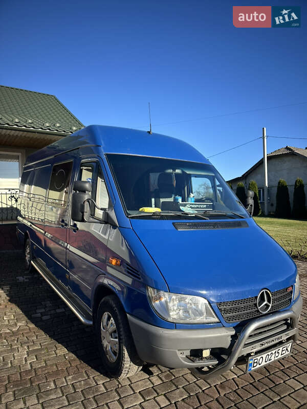 Mercedes-Benz Sprinter 2004 Mercedes-Benz Sprinter 2004