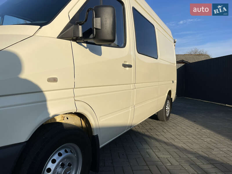 Вантажний фургон Mercedes-Benz Sprinter 2004 в Рівному фото 11 Вантажний фургон Mercedes-Benz Sprinter 2004 в Рівному