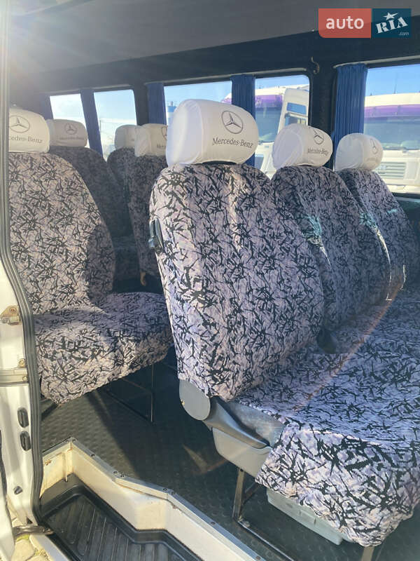 Микроавтобус Mercedes-Benz Sprinter 2001 в Хмельницком фото 10 Микроавтобус Mercedes-Benz Sprinter 2001 в Хмельницком