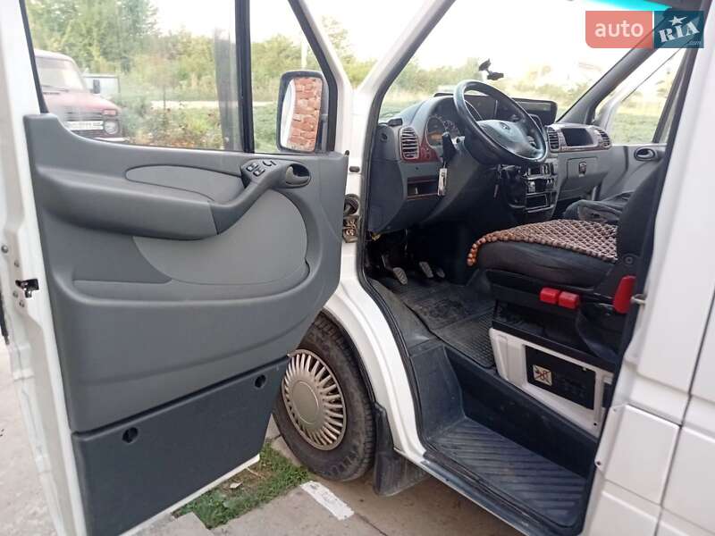 Седан Mercedes-Benz Sprinter 2006 в Тернополі фото 3 Седан Mercedes-Benz Sprinter 2006 в Тернополі