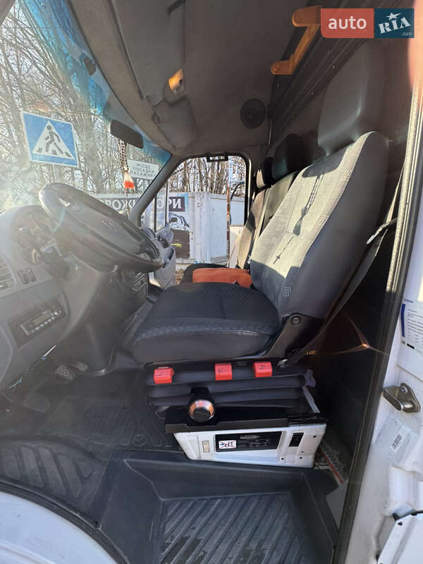 Вантажний фургон Mercedes-Benz Sprinter 2004 в Делятині фото 11 Вантажний фургон Mercedes-Benz Sprinter 2004 в Делятині