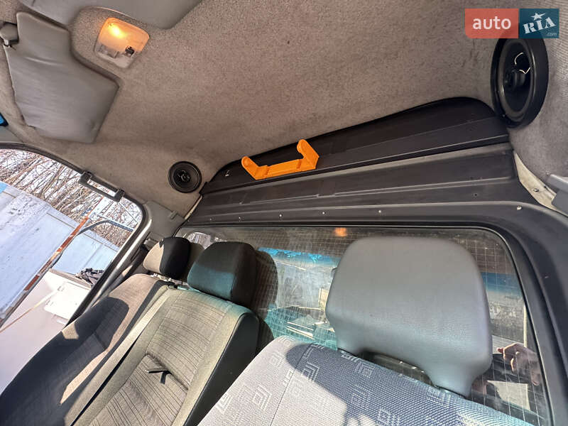 Вантажний фургон Mercedes-Benz Sprinter 2004 в Делятині фото 14 Вантажний фургон Mercedes-Benz Sprinter 2004 в Делятині