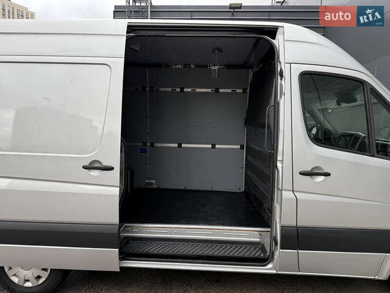Грузовой фургон Mercedes-Benz Sprinter 2014 в Бородянке