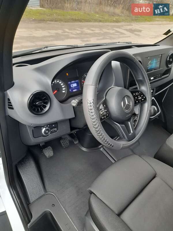 Вантажний фургон Mercedes-Benz Sprinter 2020 в Запоріжжі фото 10 Вантажний фургон Mercedes-Benz Sprinter 2020 в Запоріжжі