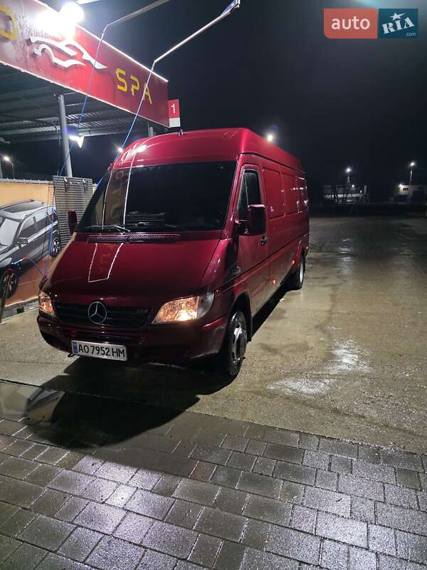 Грузовой фургон Mercedes-Benz Sprinter 2002 в Виноградове фото 9 Грузовой фургон Mercedes-Benz Sprinter 2002 в Виноградове