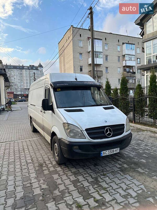 Грузовой фургон Mercedes-Benz Sprinter 2007 в Луцке фото Грузовой фургон Mercedes-Benz Sprinter 2007 в Луцке