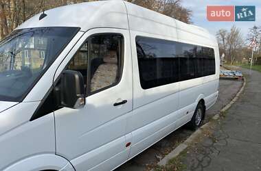 Приміський автобус Mercedes-Benz Sprinter 2011 в Києві
