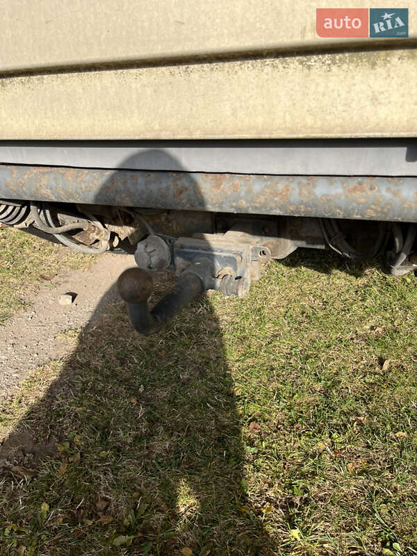 Грузовой фургон Mercedes-Benz Sprinter 2003 в Снятине