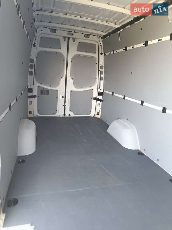 Вантажний фургон Mercedes-Benz Sprinter 2016 в Ковелі фото 22 Вантажний фургон Mercedes-Benz Sprinter 2016 в Ковелі