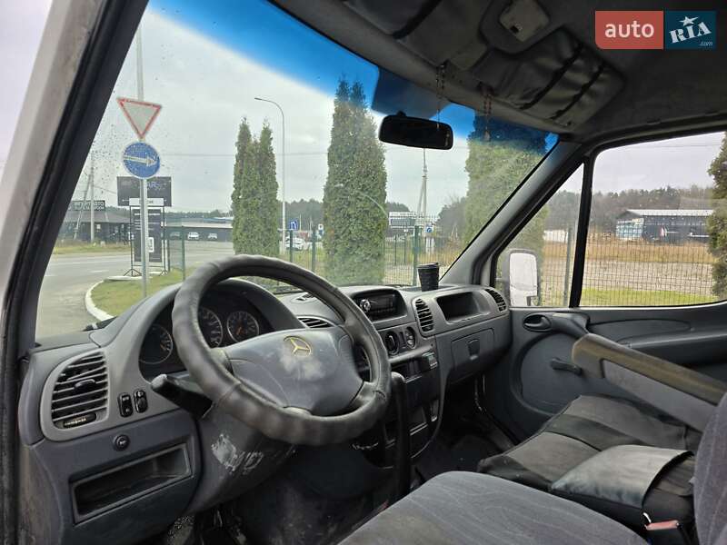 Грузопассажирский фургон Mercedes-Benz Sprinter 1997 в Львове