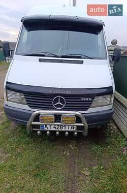 Вантажний фургон Mercedes-Benz Sprinter 1999 в Тлумачі