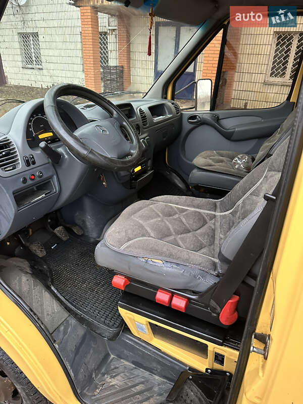 Вантажний фургон Mercedes-Benz Sprinter 2006 в Сумах фото 12 Вантажний фургон Mercedes-Benz Sprinter 2006 в Сумах